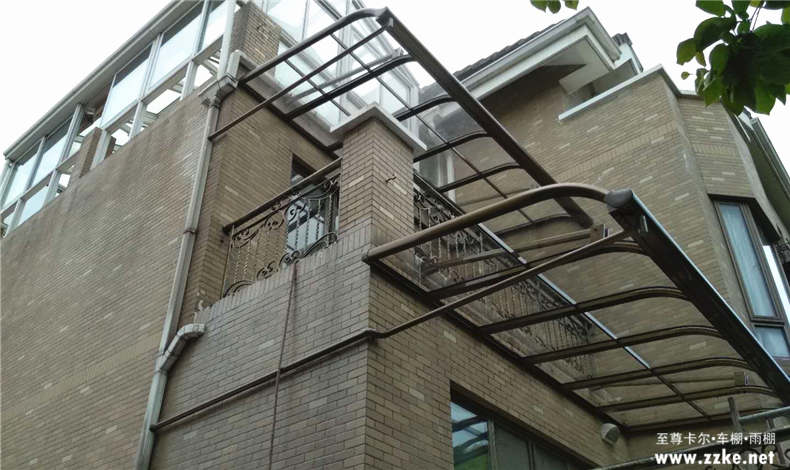 雨棚加盟至尊卡爾，暢享五星服務(wù)