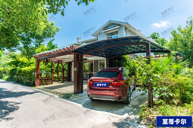 上海車棚安裝認準(zhǔn)至尊卡爾鋁合金車棚