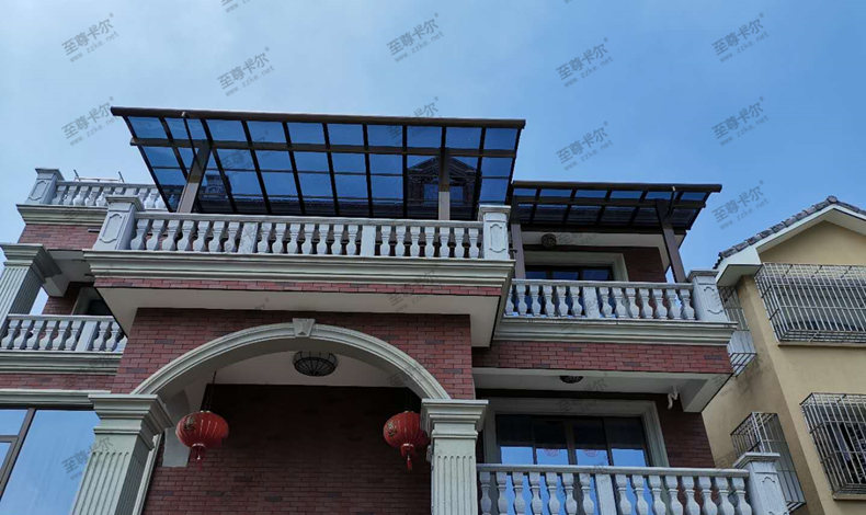 至尊卡爾雨棚怎么樣？看完才能選對雨棚廠家